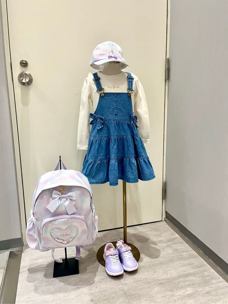 ANY 金井 コーディネート画像