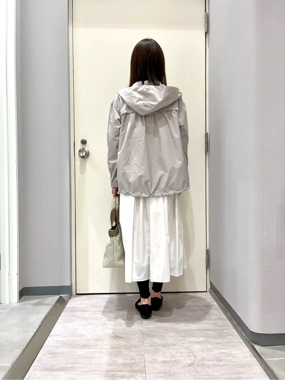 ANY 金井 コーディネート画像