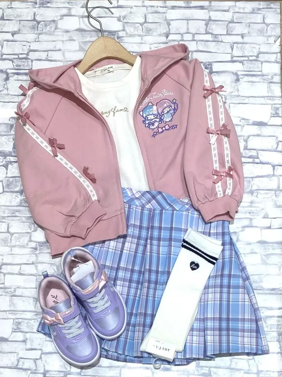 ANY スタッフ コーディネート画像