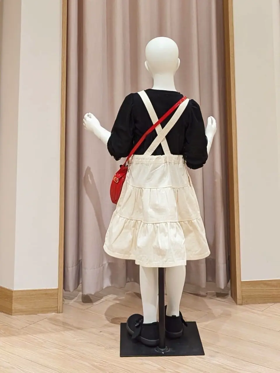 ANY 奥原 コーディネート画像