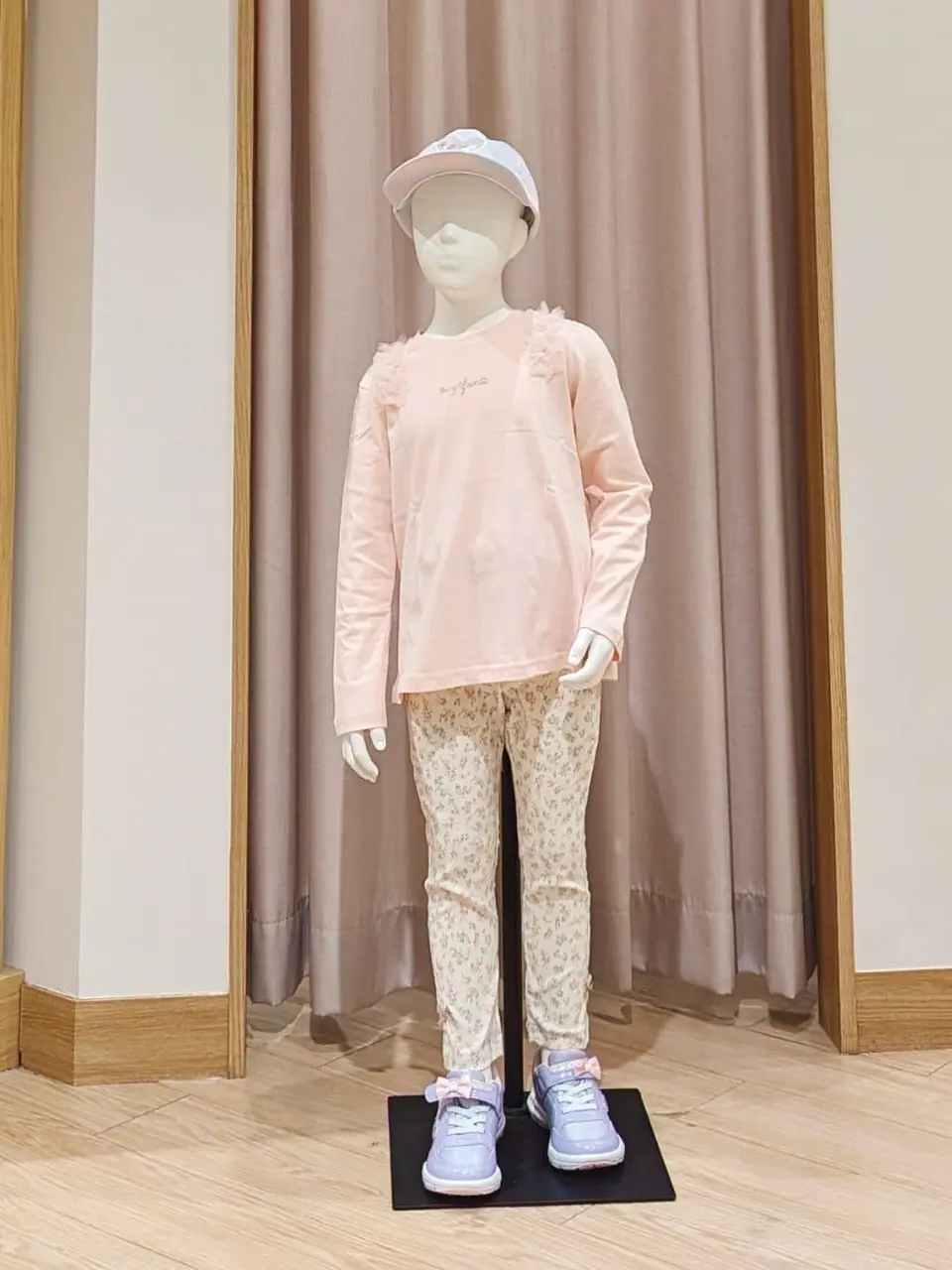 ANY 奥原 コーディネート画像