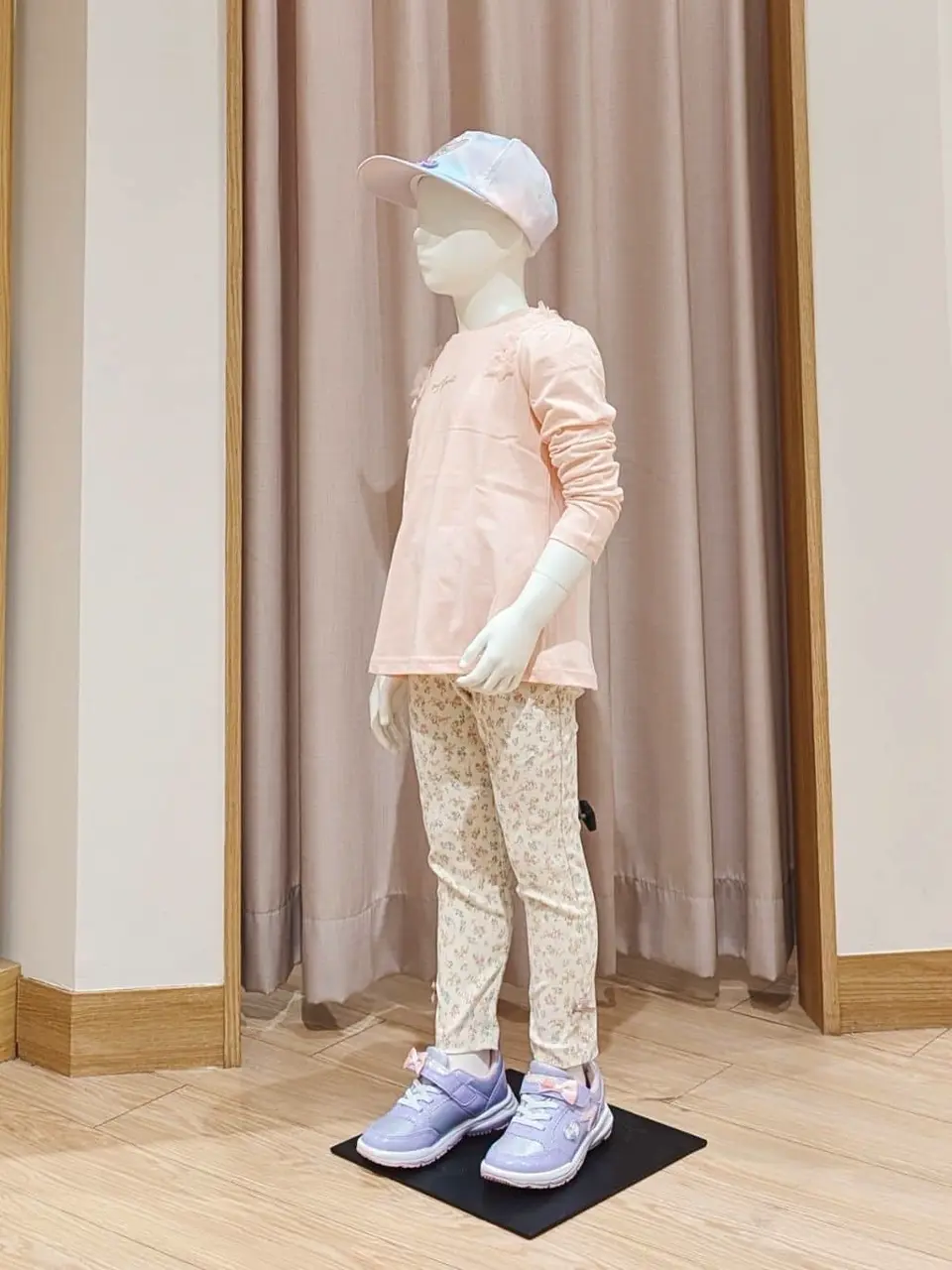 ANY 奥原 コーディネート画像