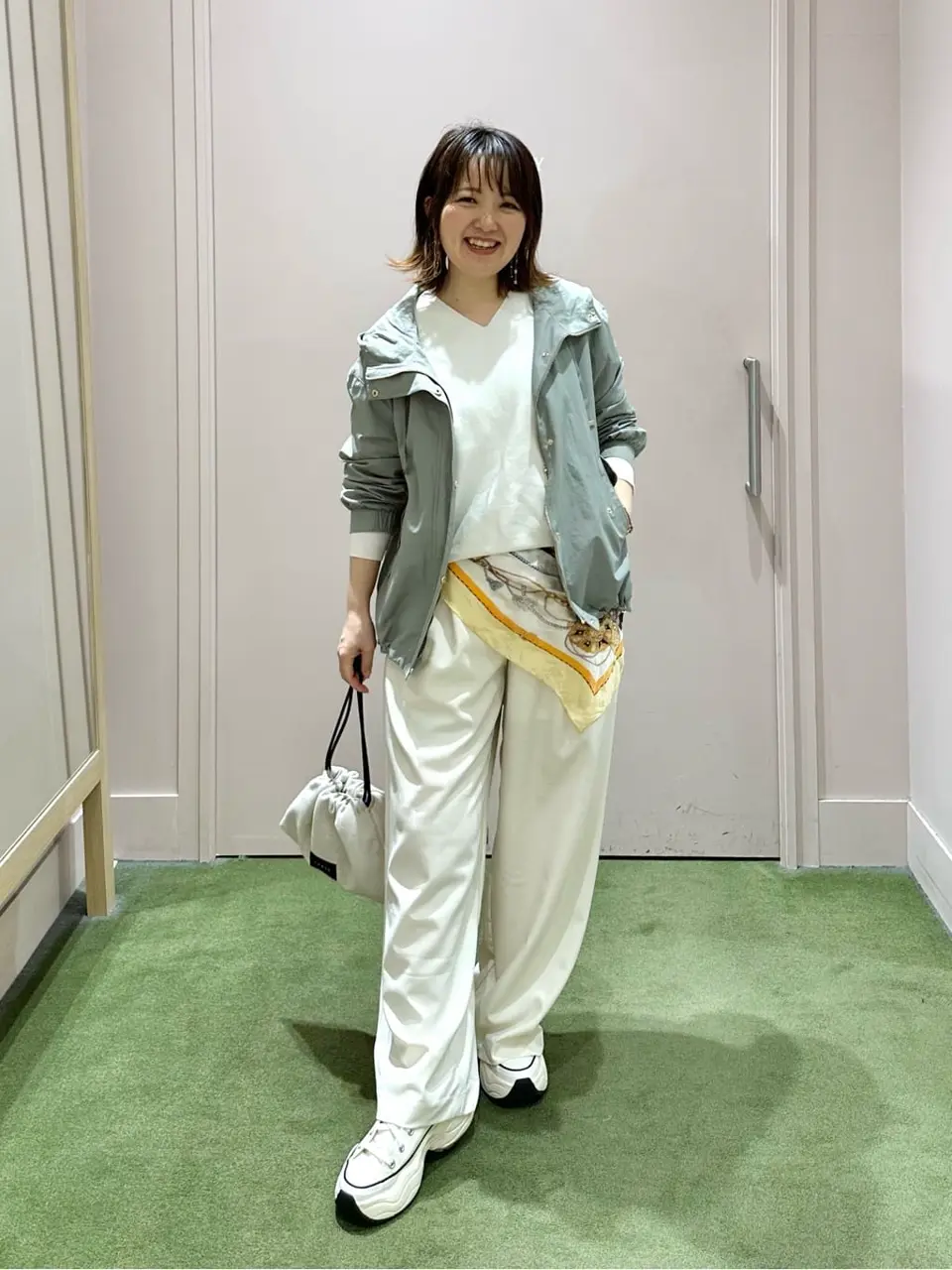 ANY フジコ コーディネート画像