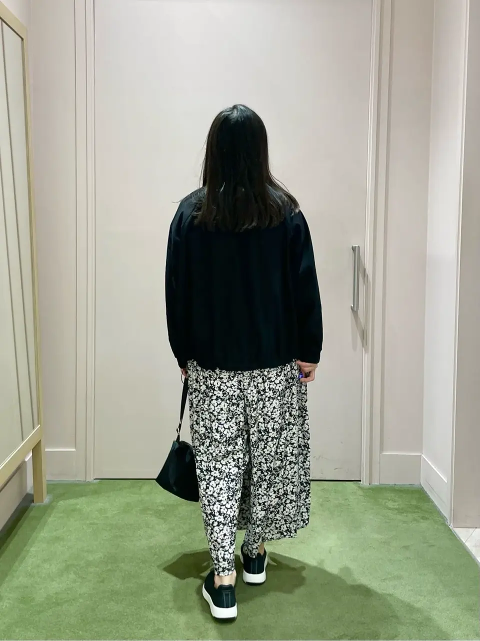 ANY 山本 コーディネート画像