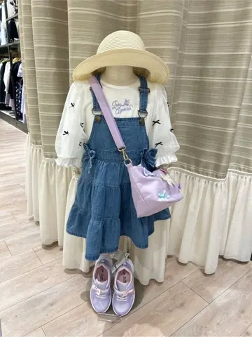 ANY 岡田 コーディネート画像