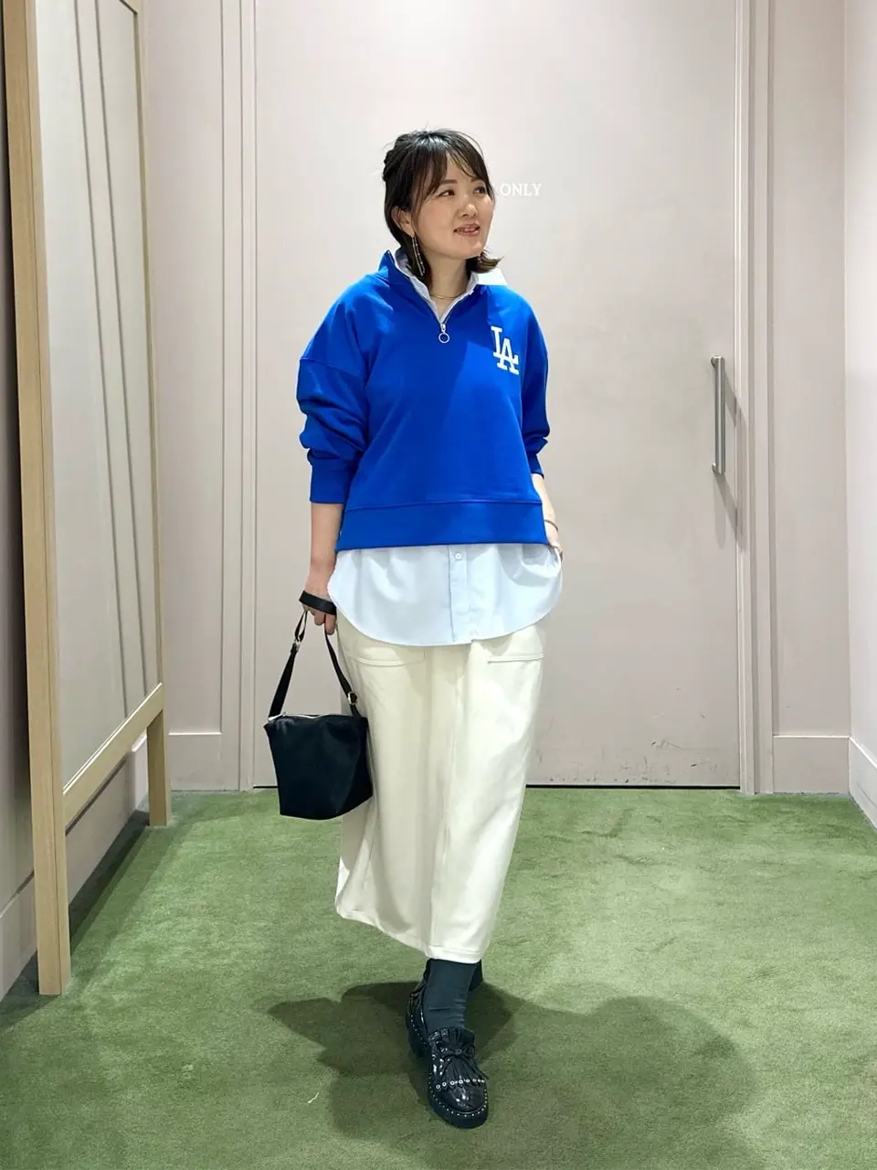 ANY フジコ コーディネート画像