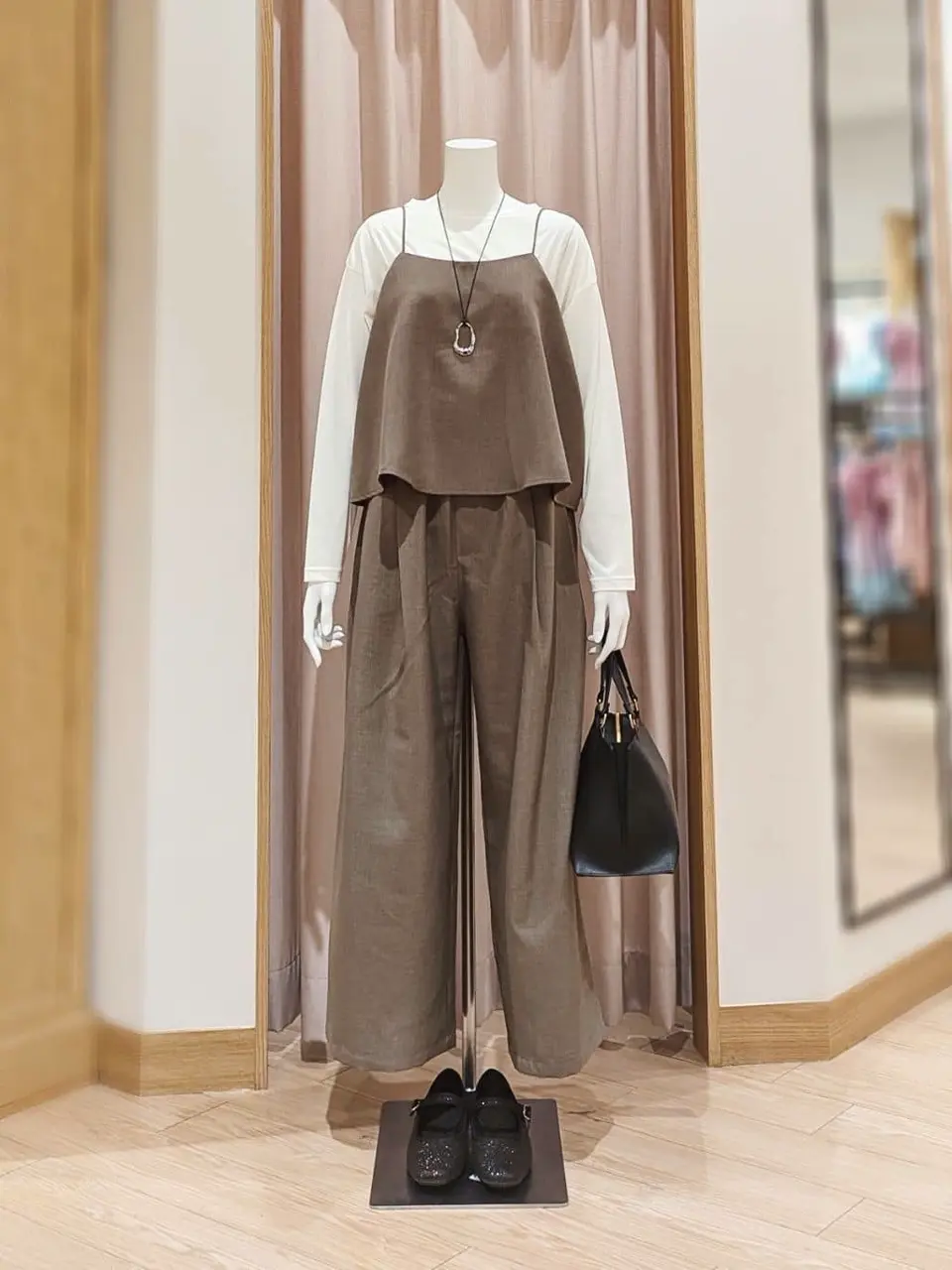 ANY 岩田 コーディネート画像