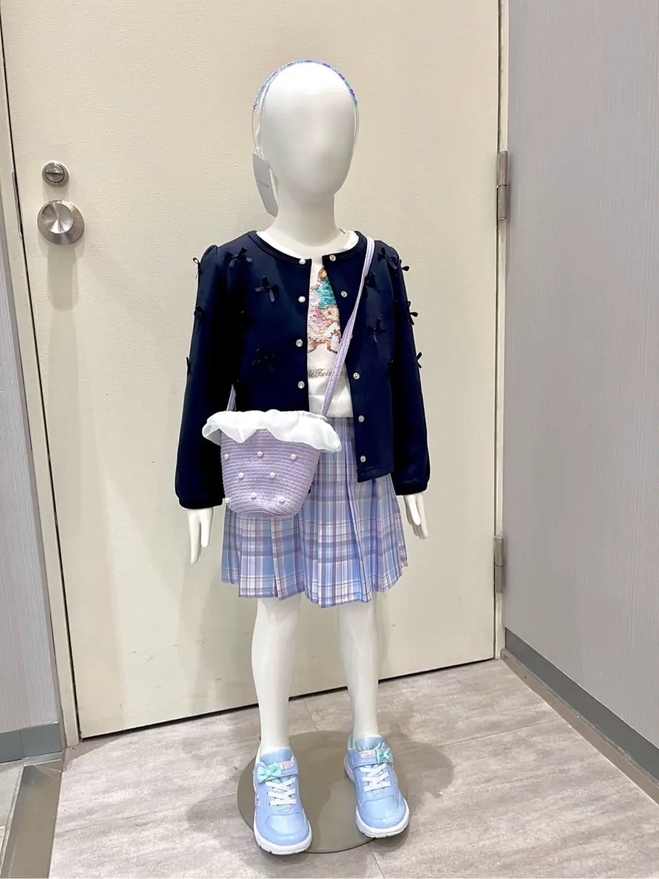 ANY 金井 コーディネート画像