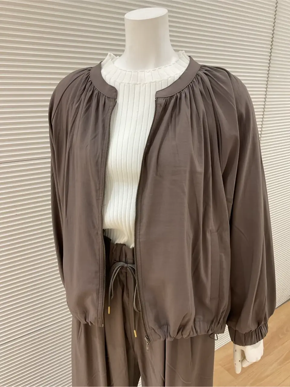 ANY こばやし コーディネート画像