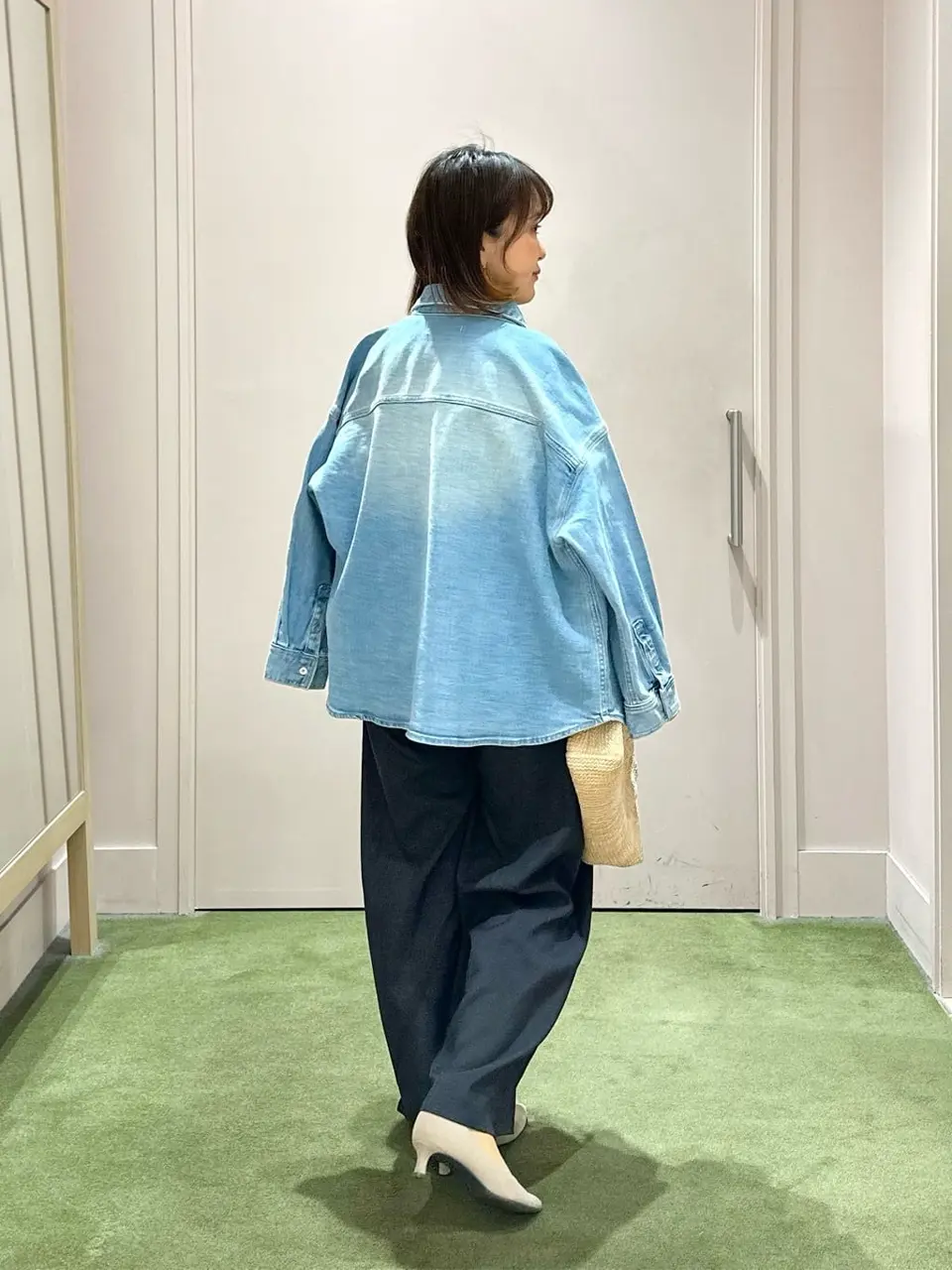 ANY フジコ コーディネート画像