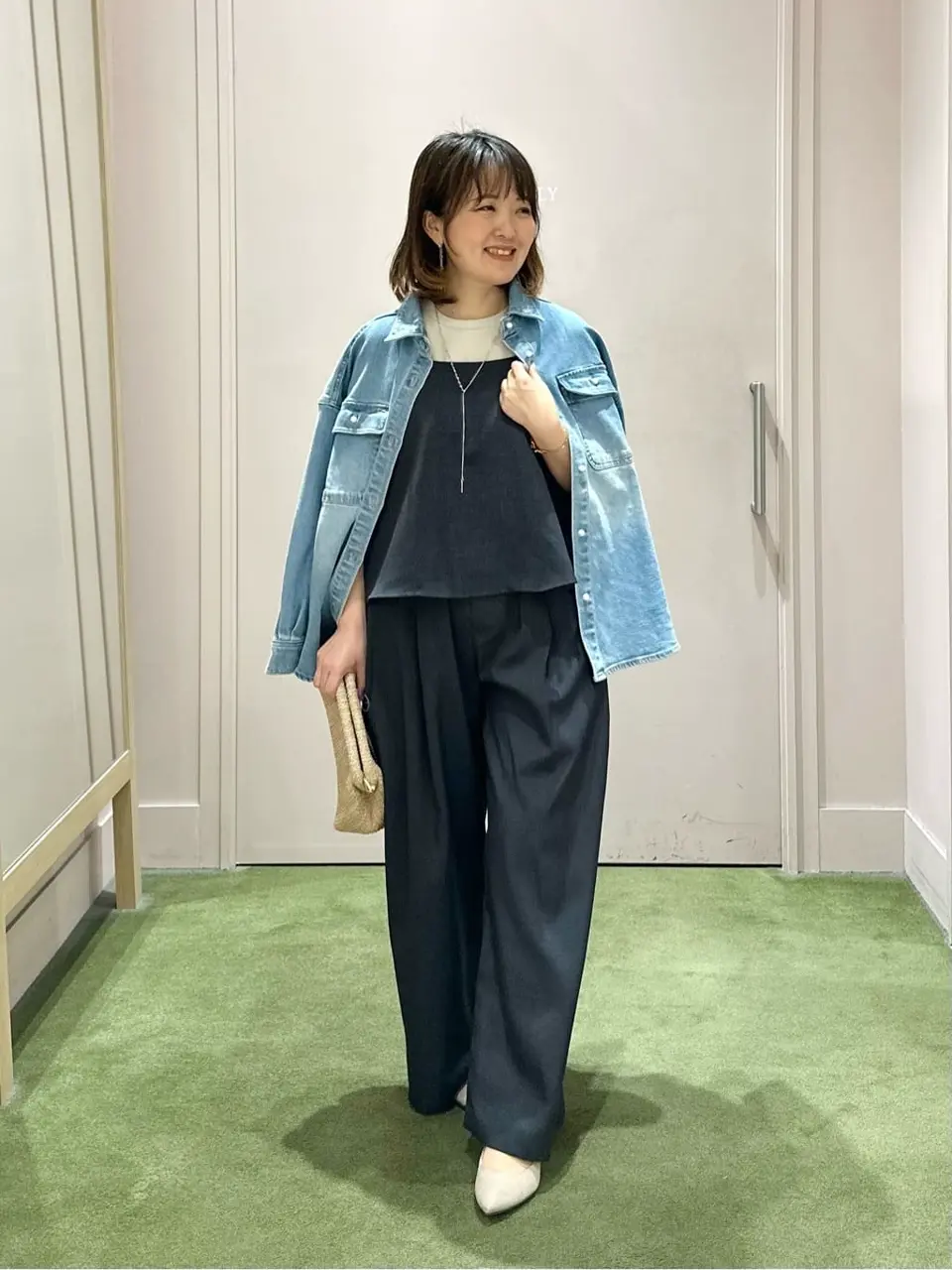 ANY フジコ コーディネート画像