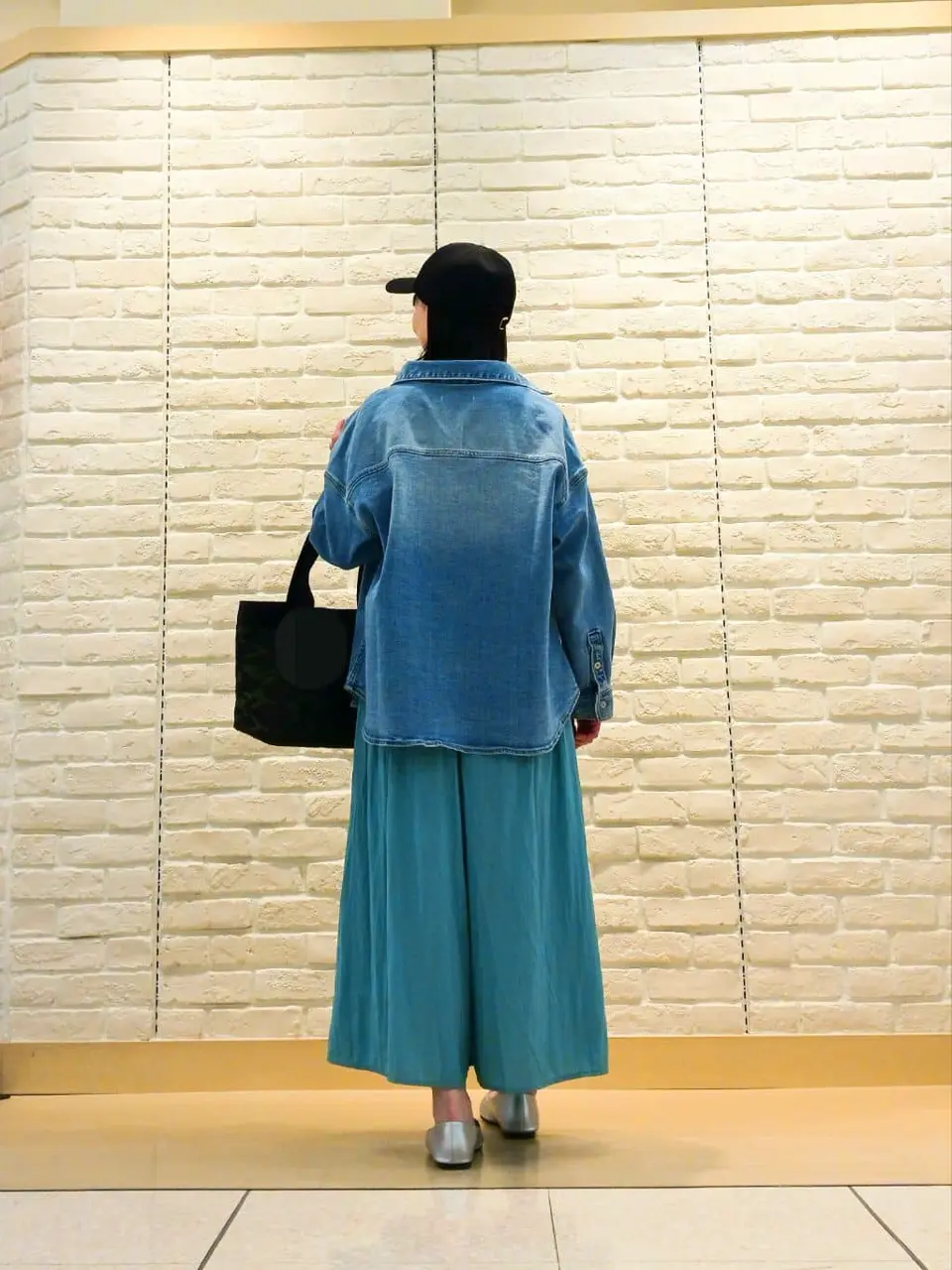 ANY 重永 コーディネート画像