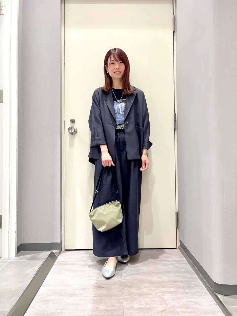 ANY 金井 コーディネート画像