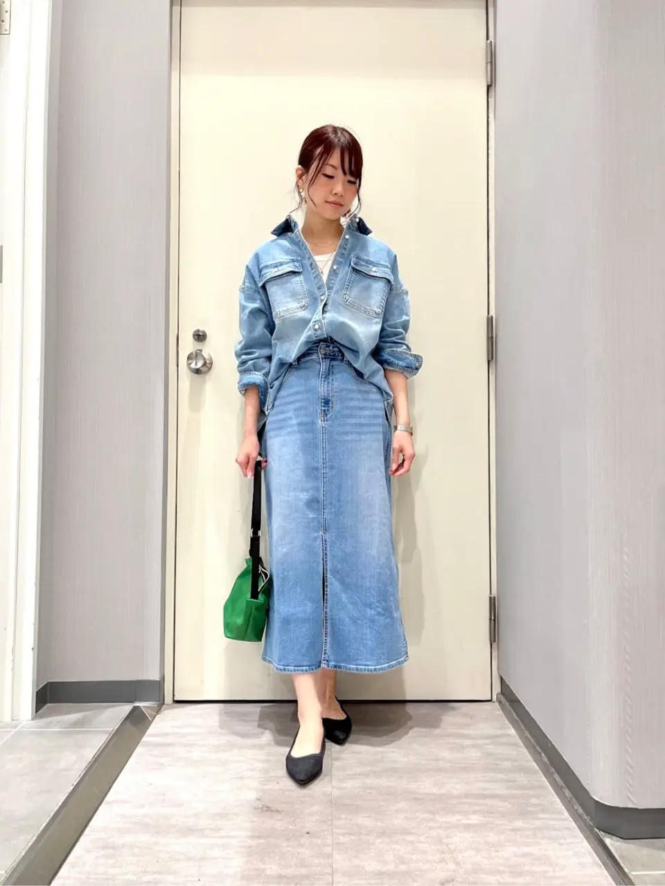 ANY 金井 コーディネート画像