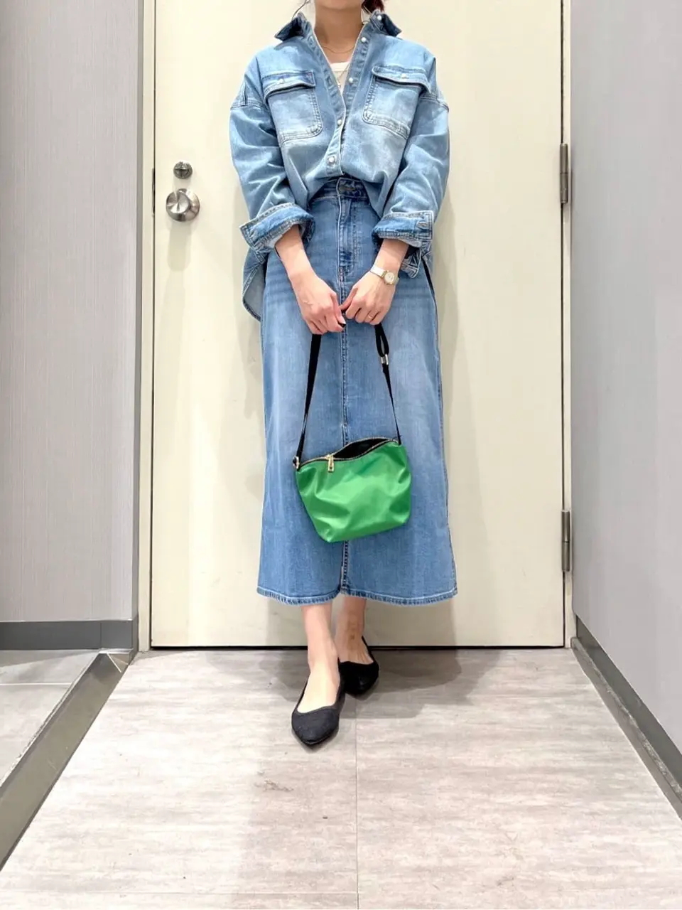 ANY 金井 コーディネート画像