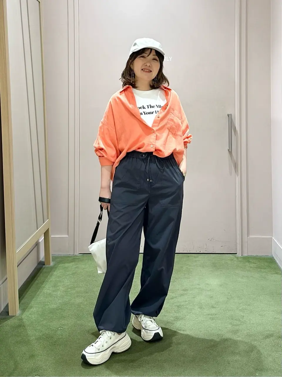 ANY フジコ コーディネート画像