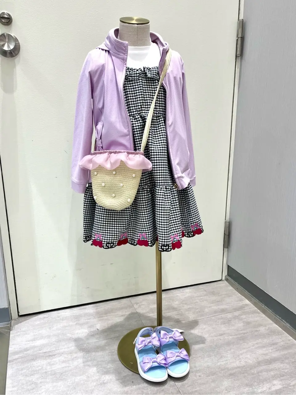 ANY 金井 コーディネート画像