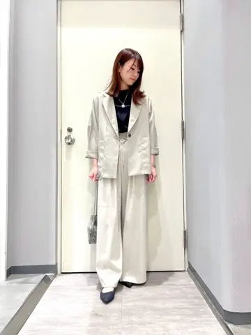 ANY 金井 コーディネート画像