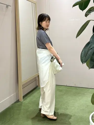 ANY フジコ コーディネート画像