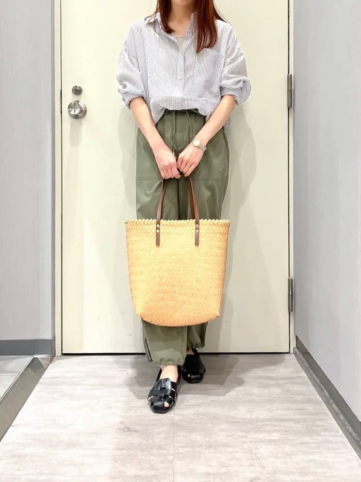 ANY 金井 コーディネート画像