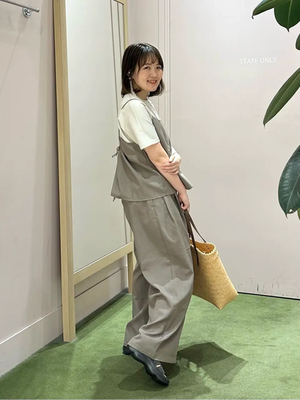 ANY フジコ コーディネート画像