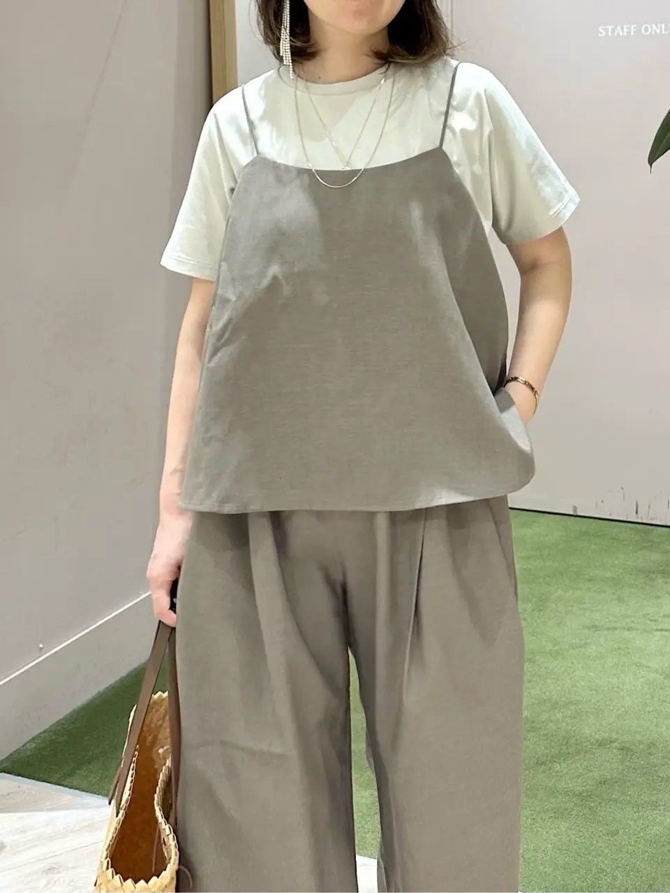 ANY フジコ コーディネート画像