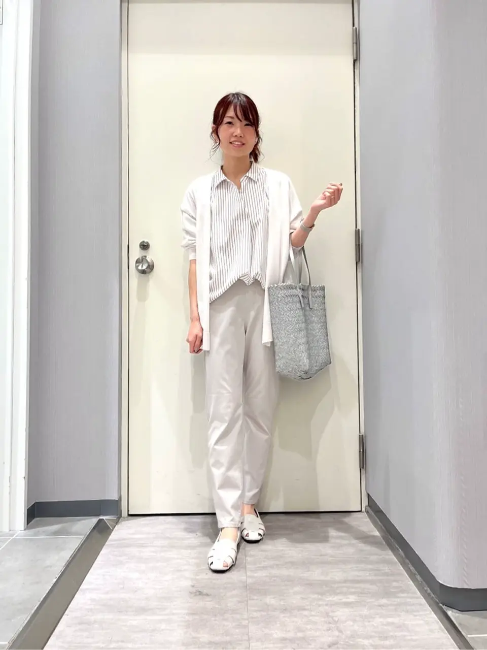 ANY 金井 コーディネート画像