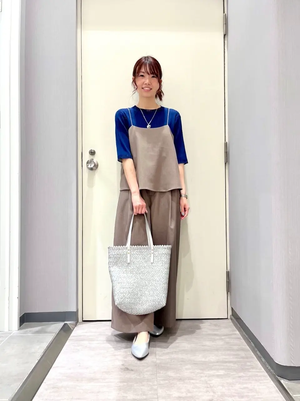 ANY 金井 コーディネート画像