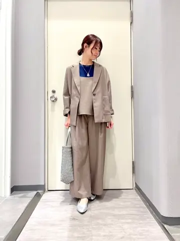 ANY 金井 コーディネート画像