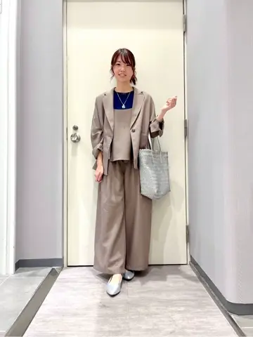 ANY 金井 コーディネート画像