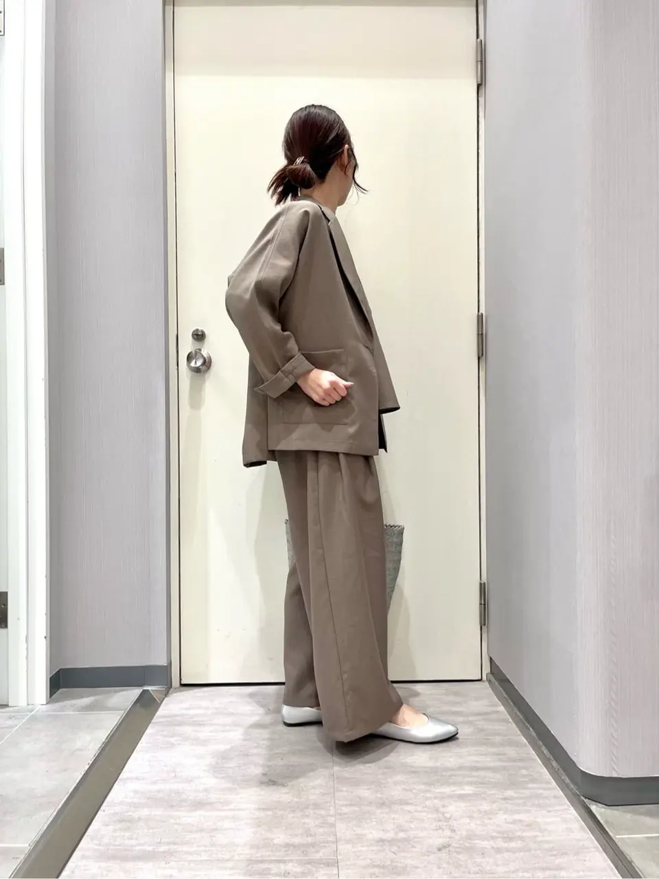 ANY 金井 コーディネート画像