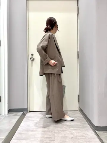 ANY 金井 コーディネート画像