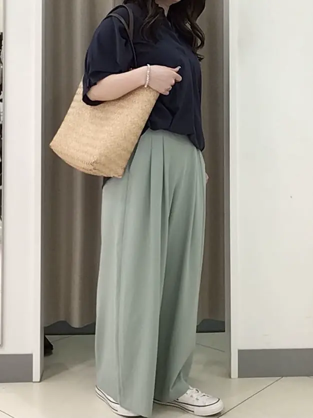 ANY カモガワ コーディネート画像