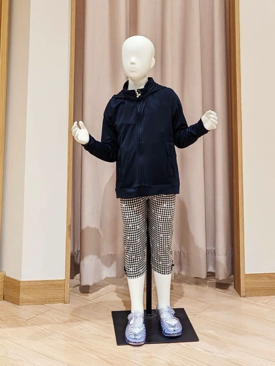 ANY 奥原 コーディネート画像