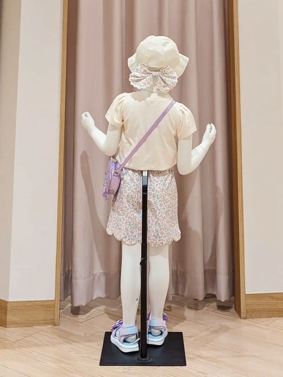 ANY 奥原 コーディネート画像