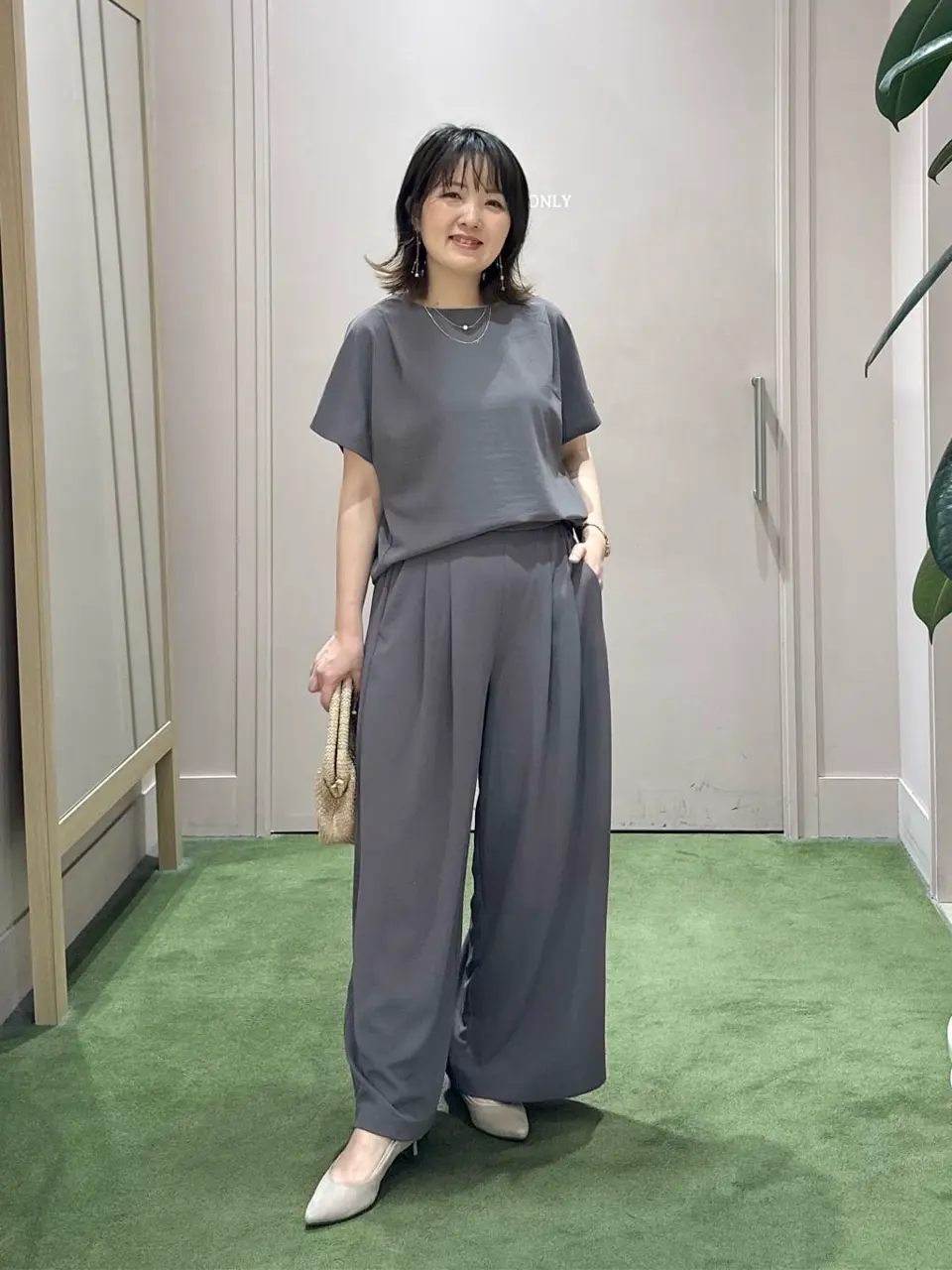 ANY フジコ コーディネート画像