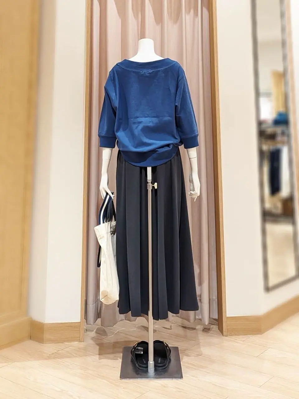 ANY 岩田 コーディネート画像