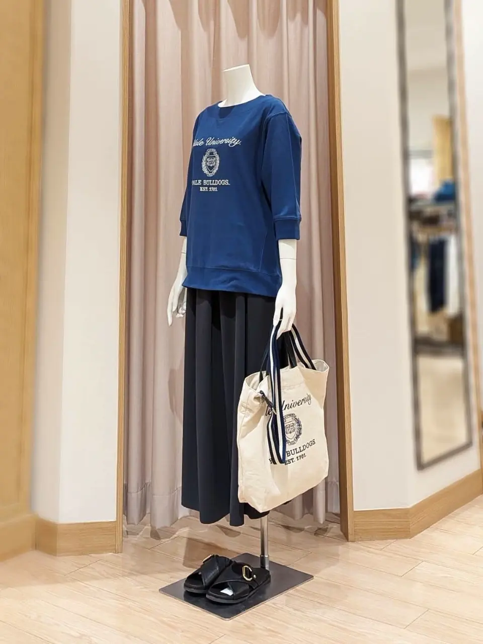 ANY 岩田 コーディネート画像