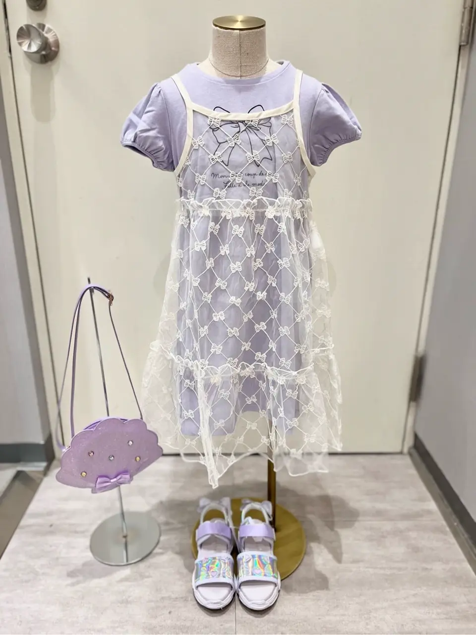 ANY 金井 コーディネート画像