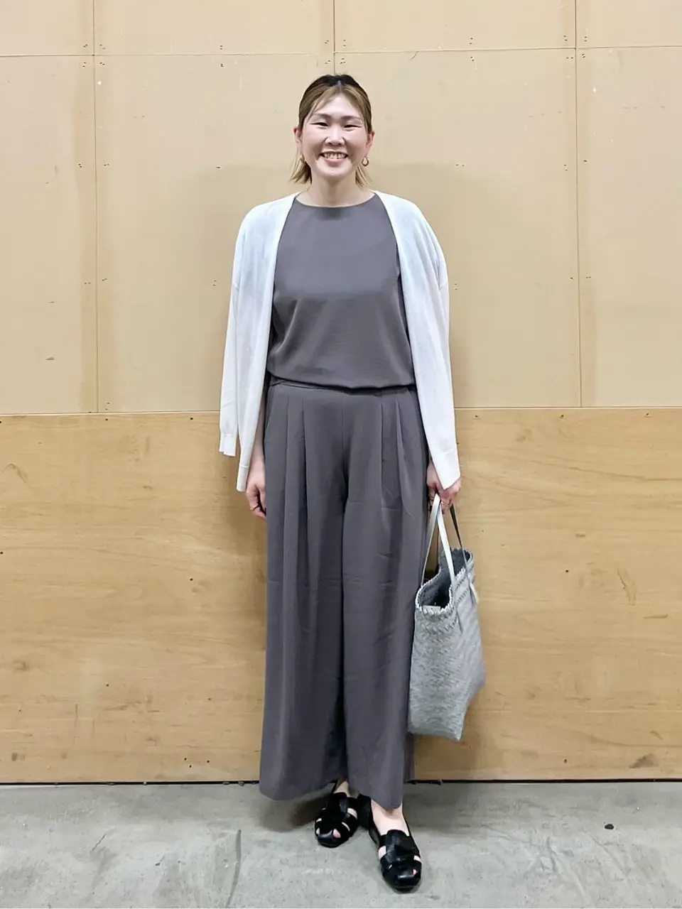 ANY 林 コーディネート画像