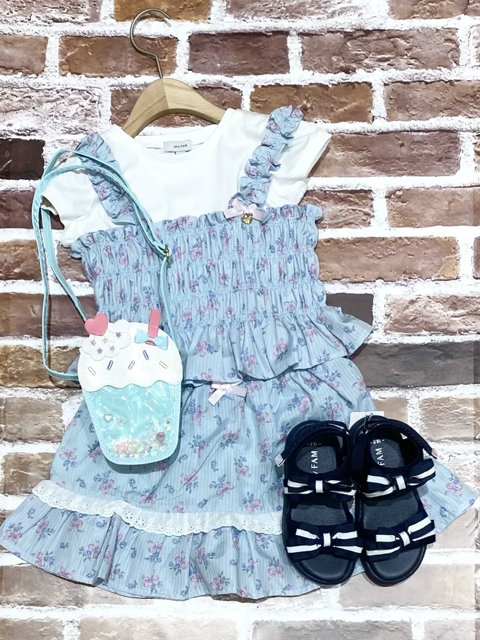 ANY スタッフ コーディネート画像