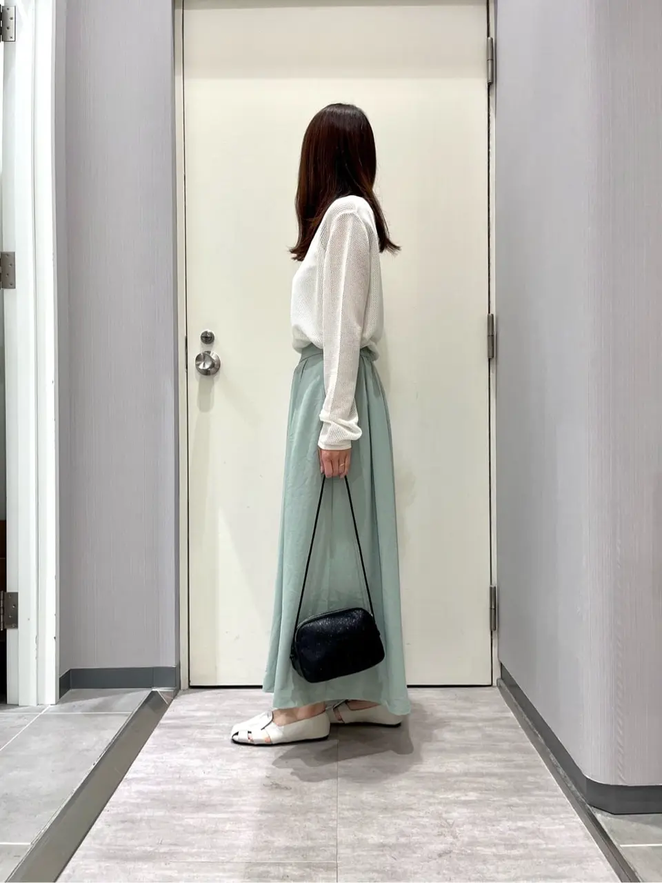 ANY 金井 コーディネート画像