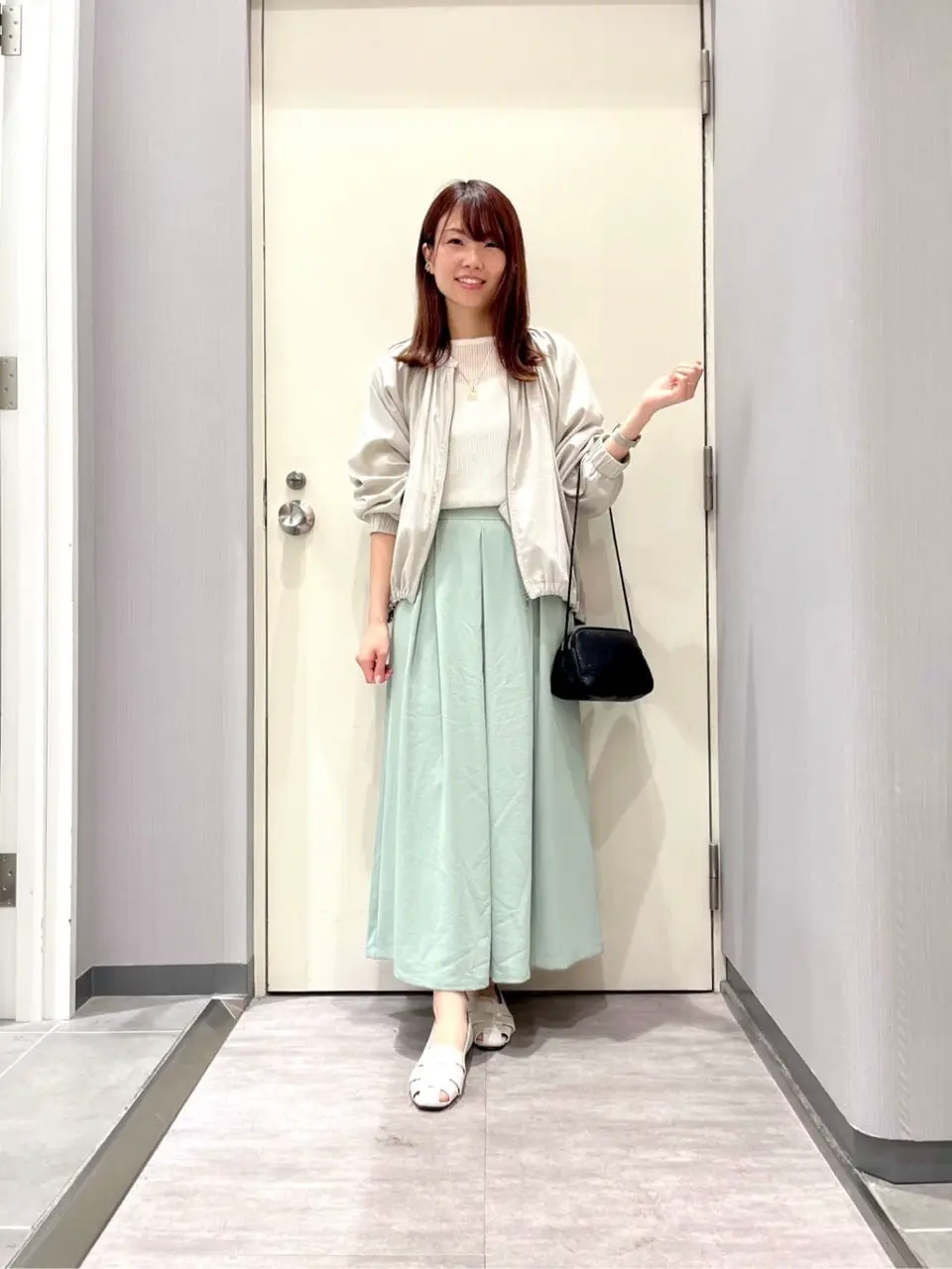 ANY 金井 コーディネート画像