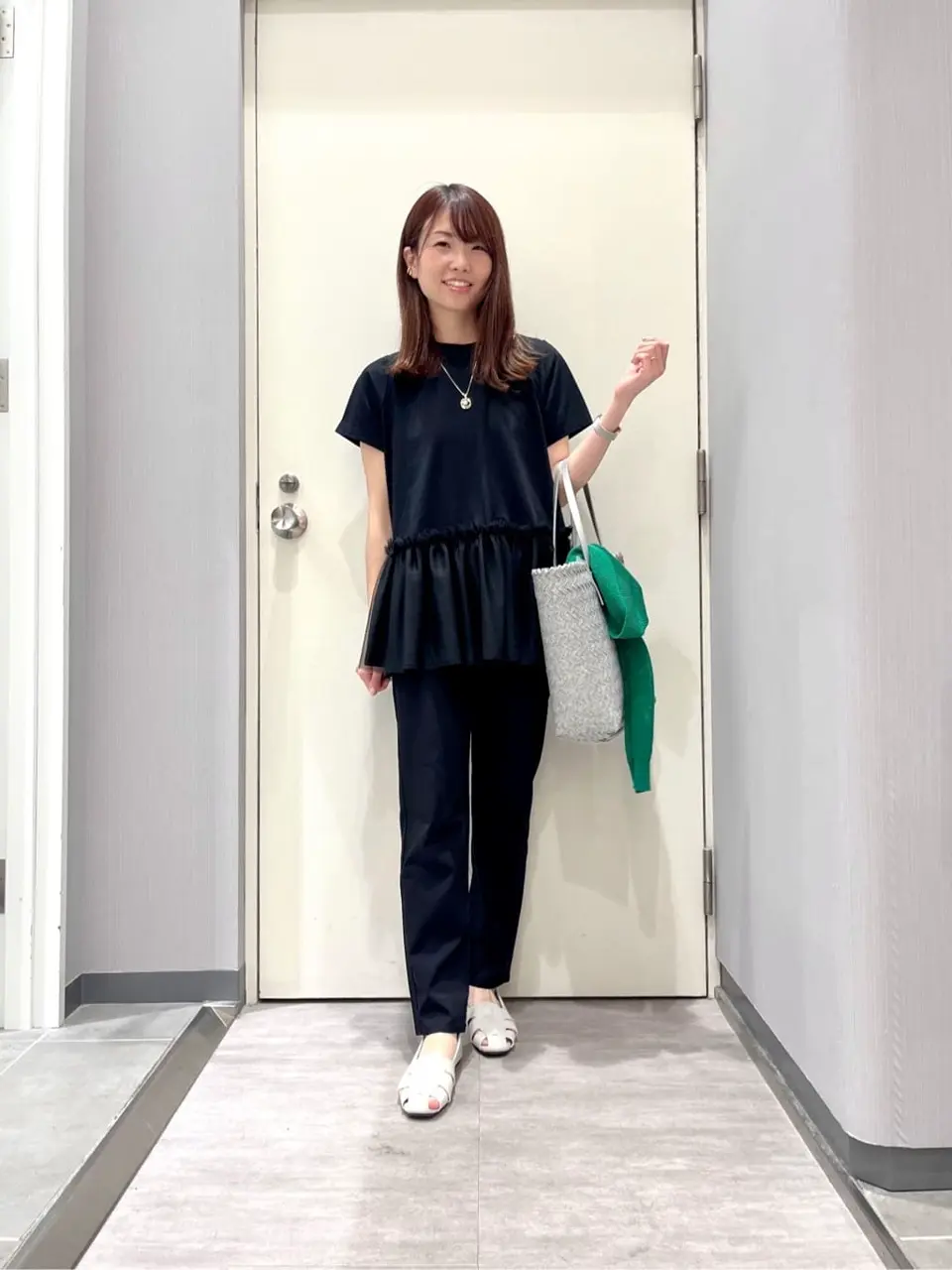 ANY 金井 コーディネート画像