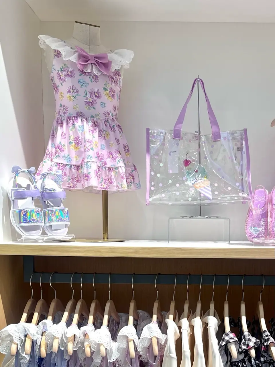 ANY 金井 コーディネート画像