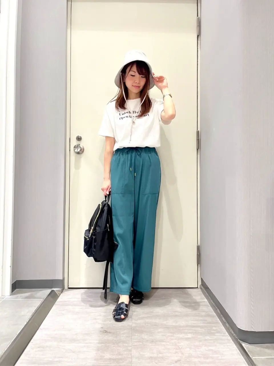 ANY 金井 コーディネート画像