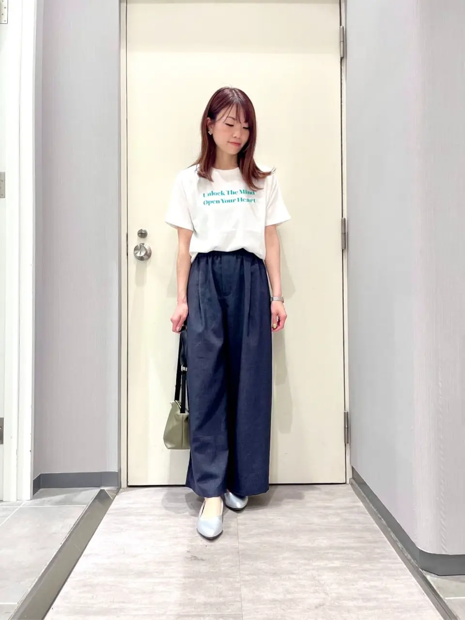 ANY 金井 コーディネート画像