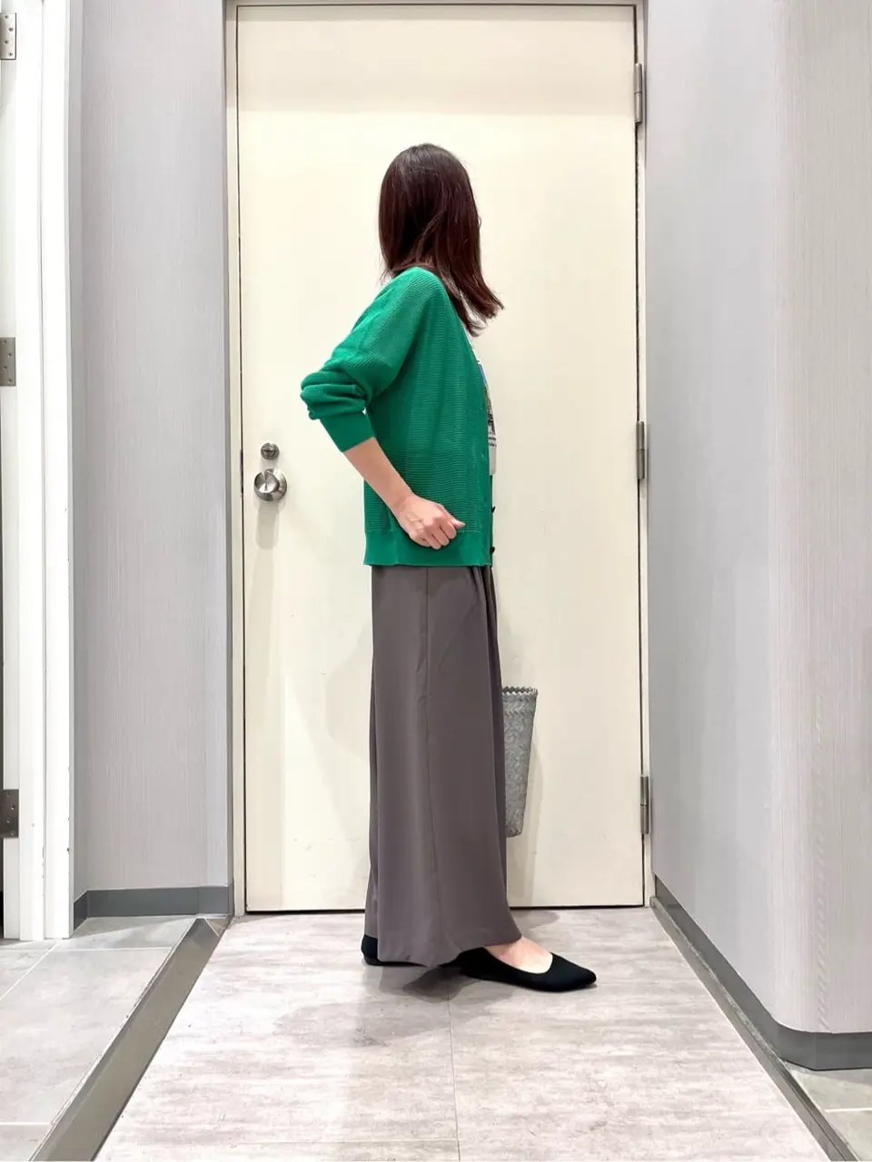 ANY 金井 コーディネート画像