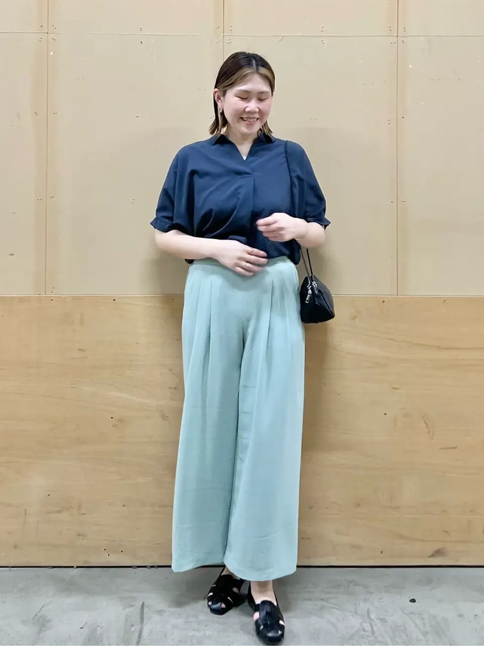 ANY 林 コーディネート画像