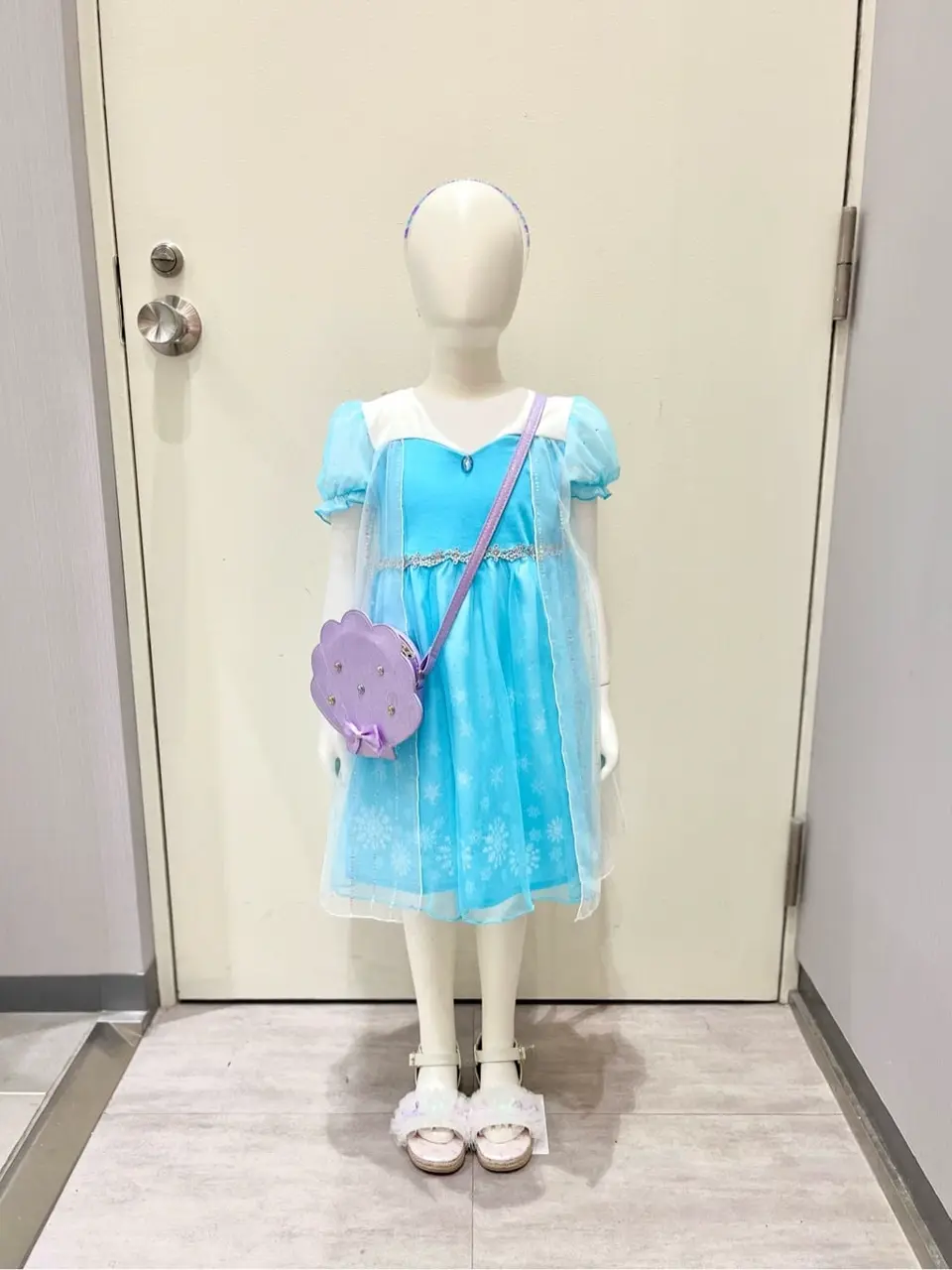 ANY 金井 コーディネート画像